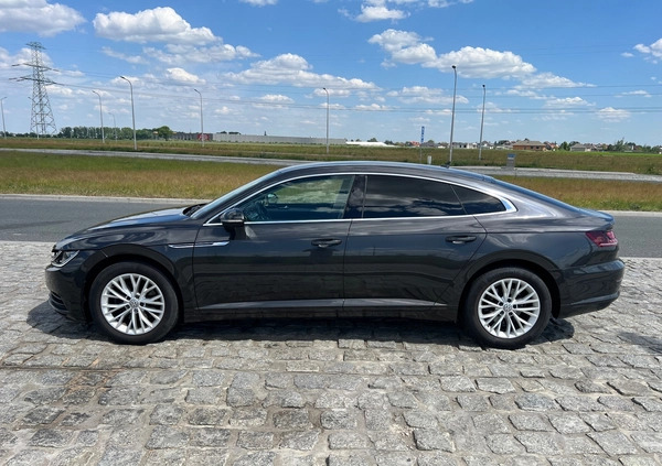 Volkswagen Arteon cena 77000 przebieg: 160000, rok produkcji 2018 z Leszno małe 301